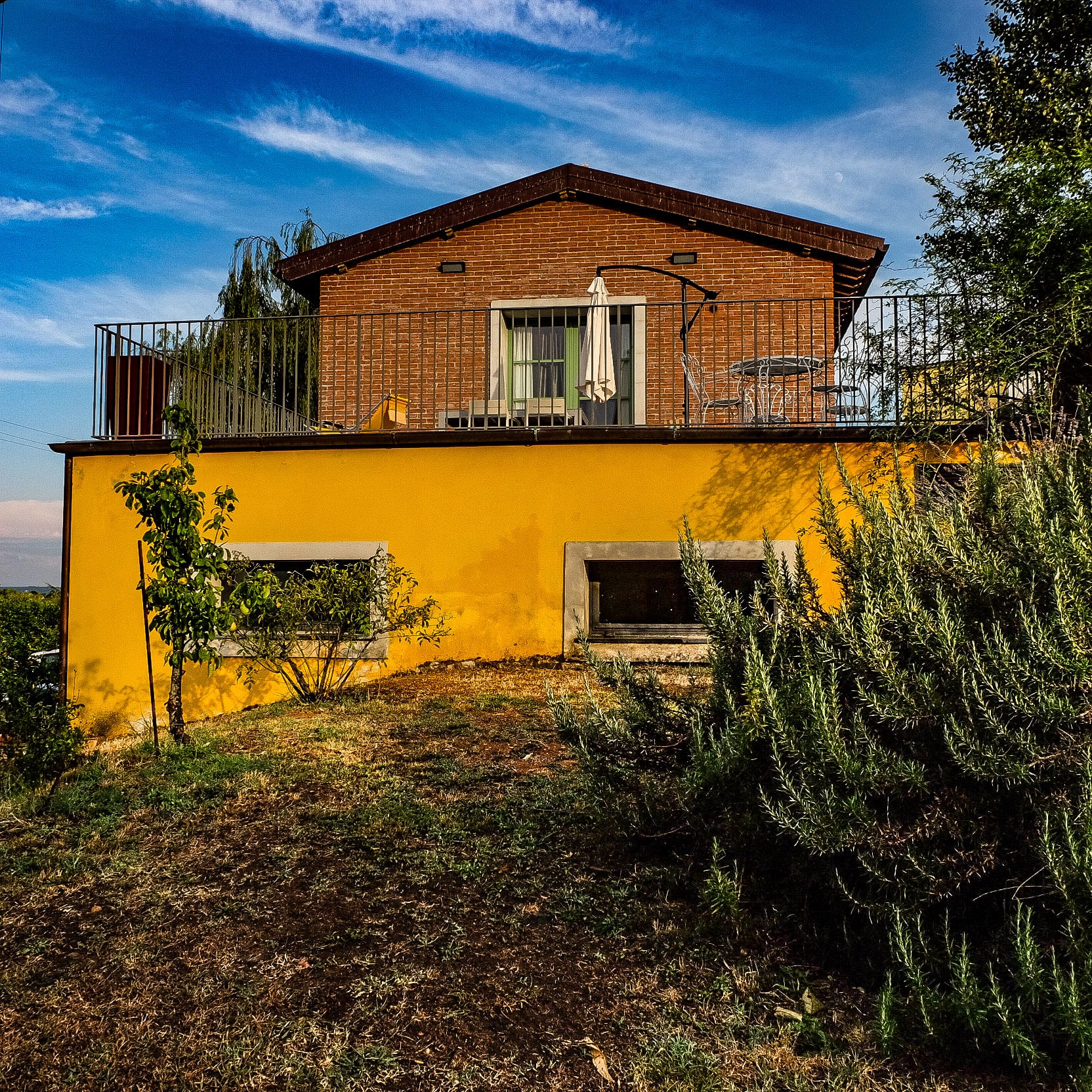 Facciata dell'Agriturismo Dulù a Capannori (Lucca)